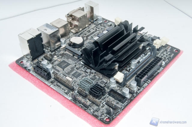 q2900-itx-2